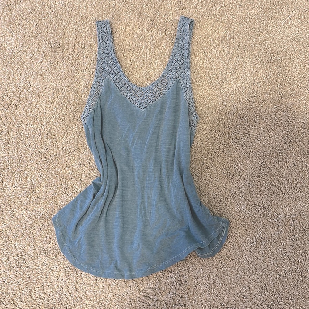 blue knitted crop top